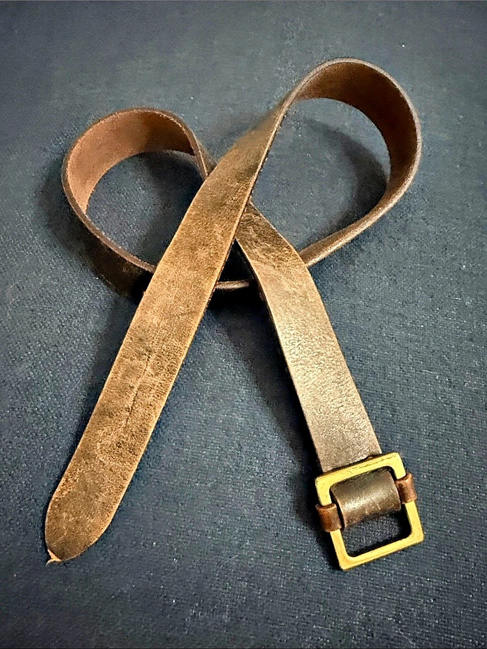 Genuine Leather Belt in distressed, black Size Medium